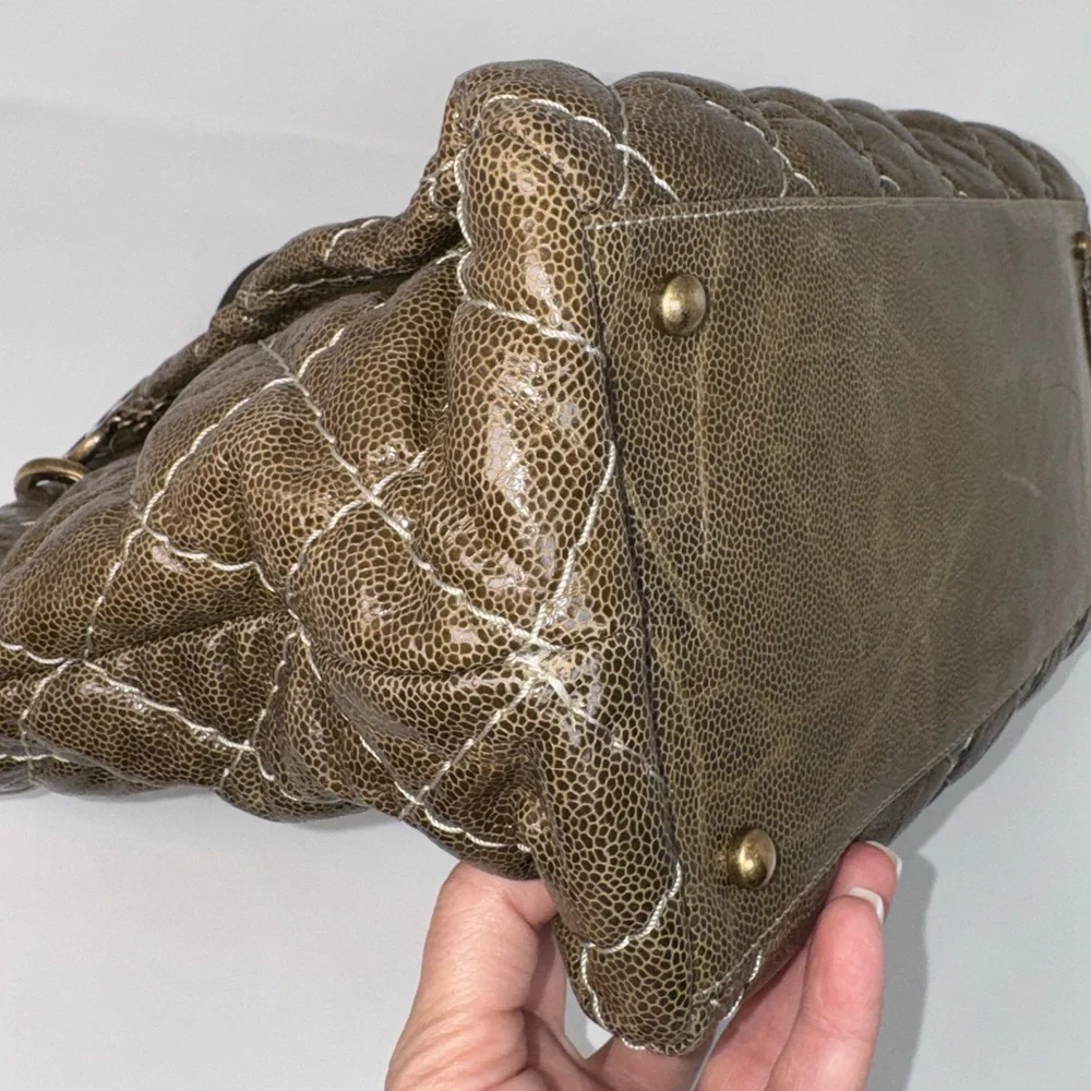 Authentic CHANEL Quilted Caviar Leather Tote - Picture 5 of 16